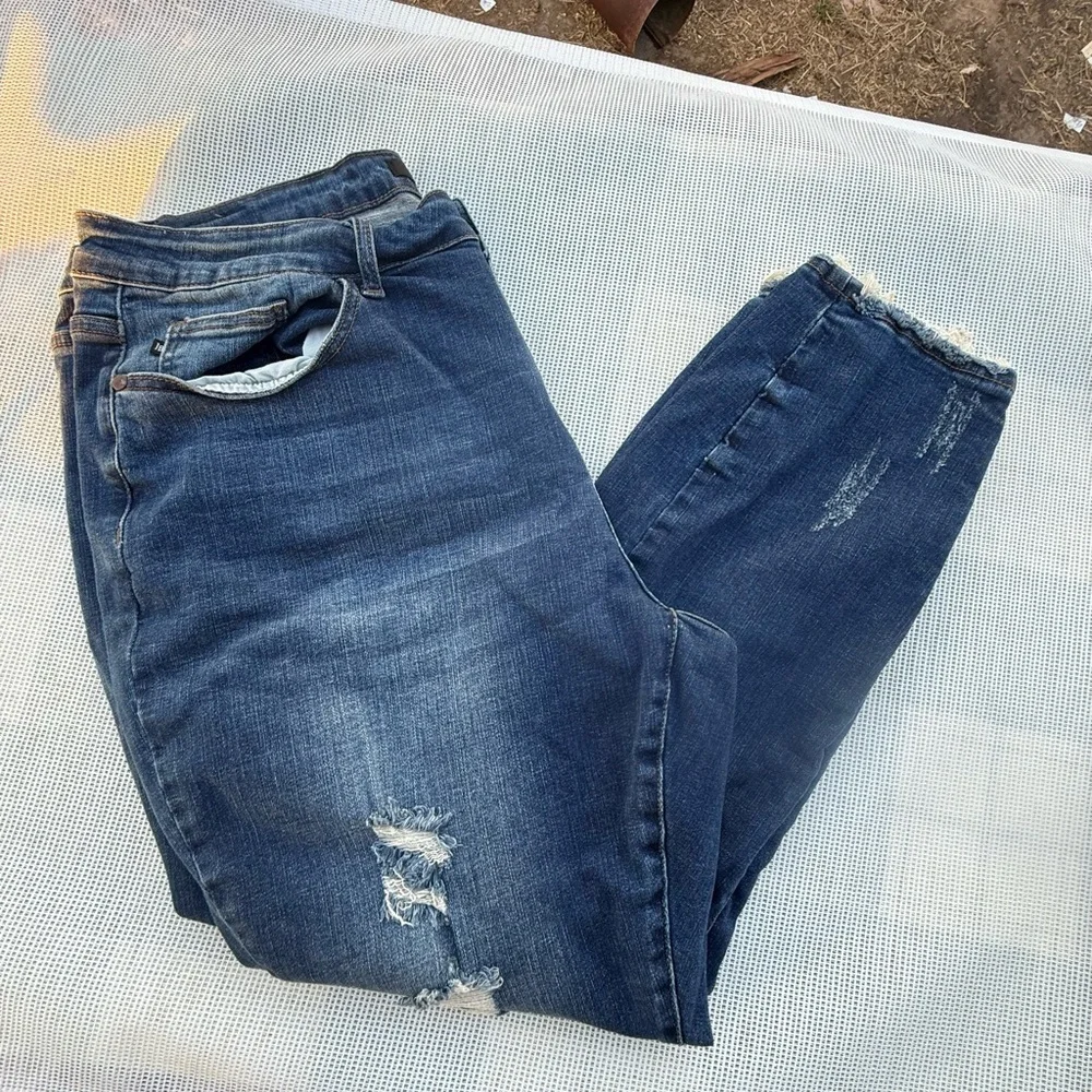 Judy Blue WOMENS blue  Distressed Boyfriend Jeans 29W